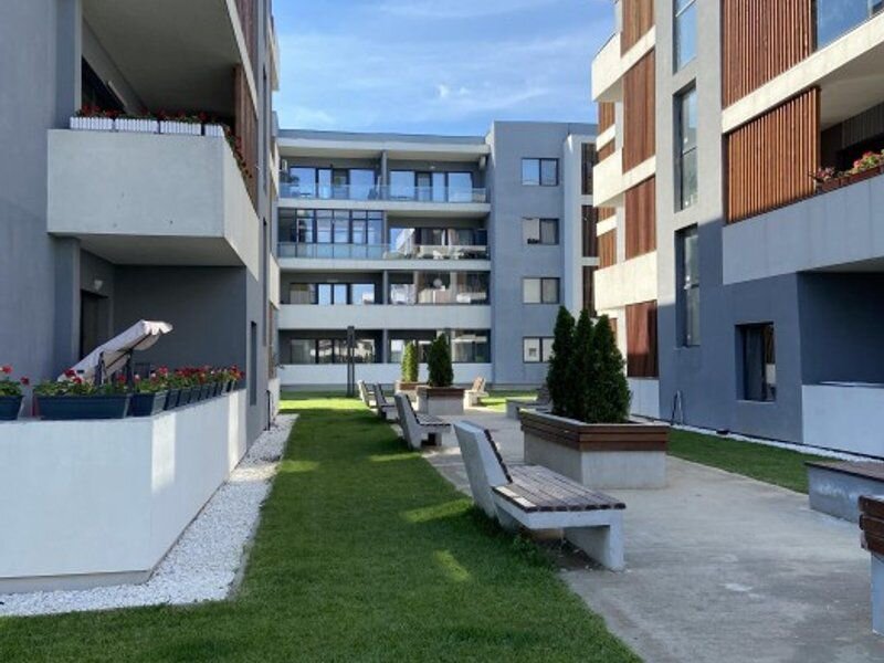 Cernica, apartament 2 camere bloc finalizat, parcare gratis.